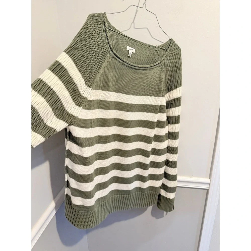 Aerie Bistro Striped Knit Sweater Women's Medium Oversize Olive Rolled Neckline‎